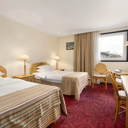 Ramada By Wyndham Center Sofya