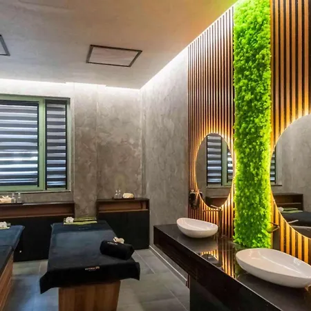 Ramada By Wyndham Center Sofya