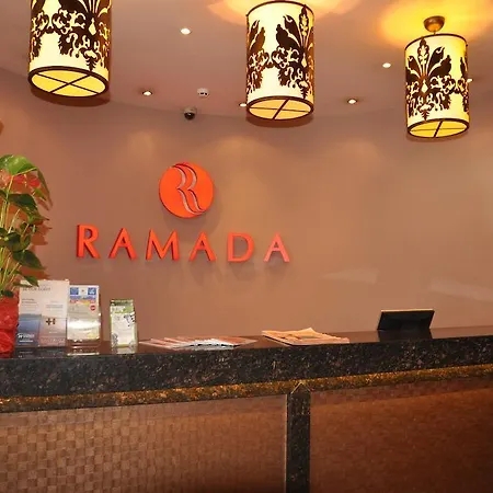Szálloda Ramada By Wyndham Center Szófia