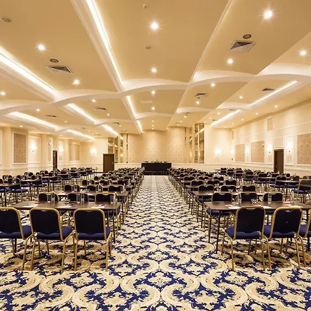 Hotel Ramada By Wyndham Center Sofia