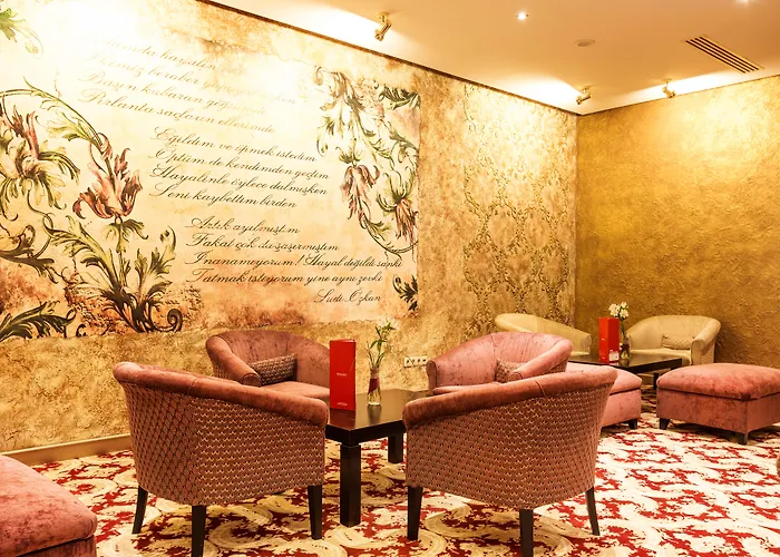 Ramada By Wyndham Center