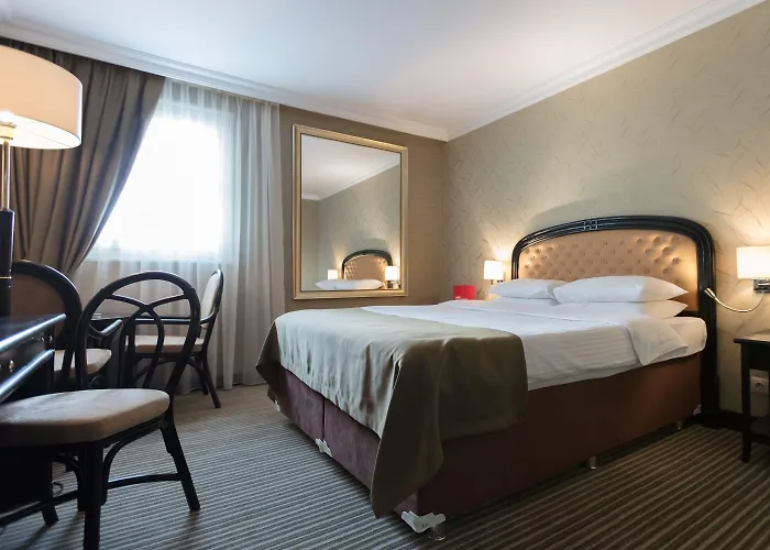 Ramada By Wyndham Center София