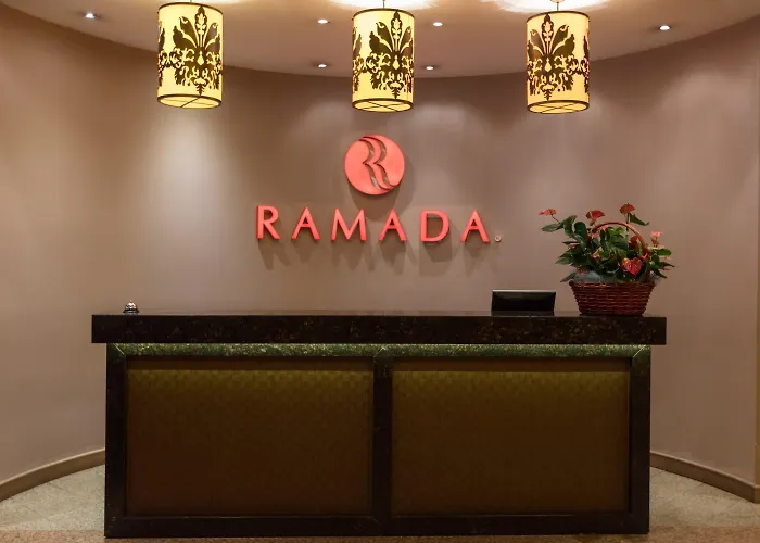 Ramada By Wyndham Center Хотел 4*