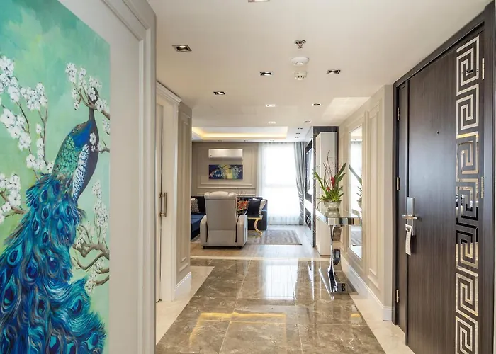 Ramada By Wyndham Center מלון 4*