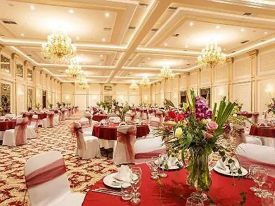 Ramada By Wyndham Center 4*