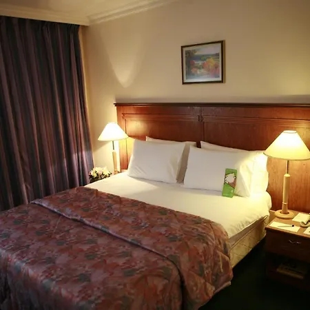 Ramada By Wyndham Center