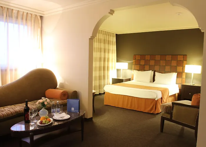 Ramada By Wyndham Center 4* Sófia