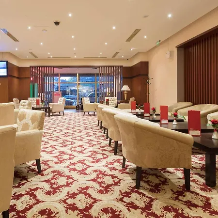 Ramada By Wyndham Center 4*