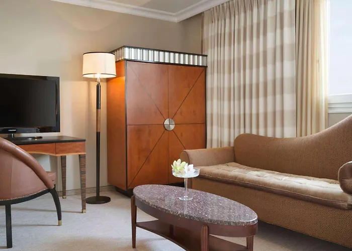 Ramada By Wyndham Center Σόφια