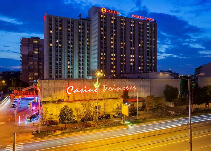 Ξενοδοχείο Ramada By Wyndham Center