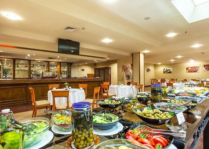 Ramada By Wyndham Center 4*