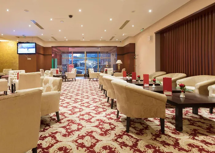 Ramada By Wyndham Center 4*